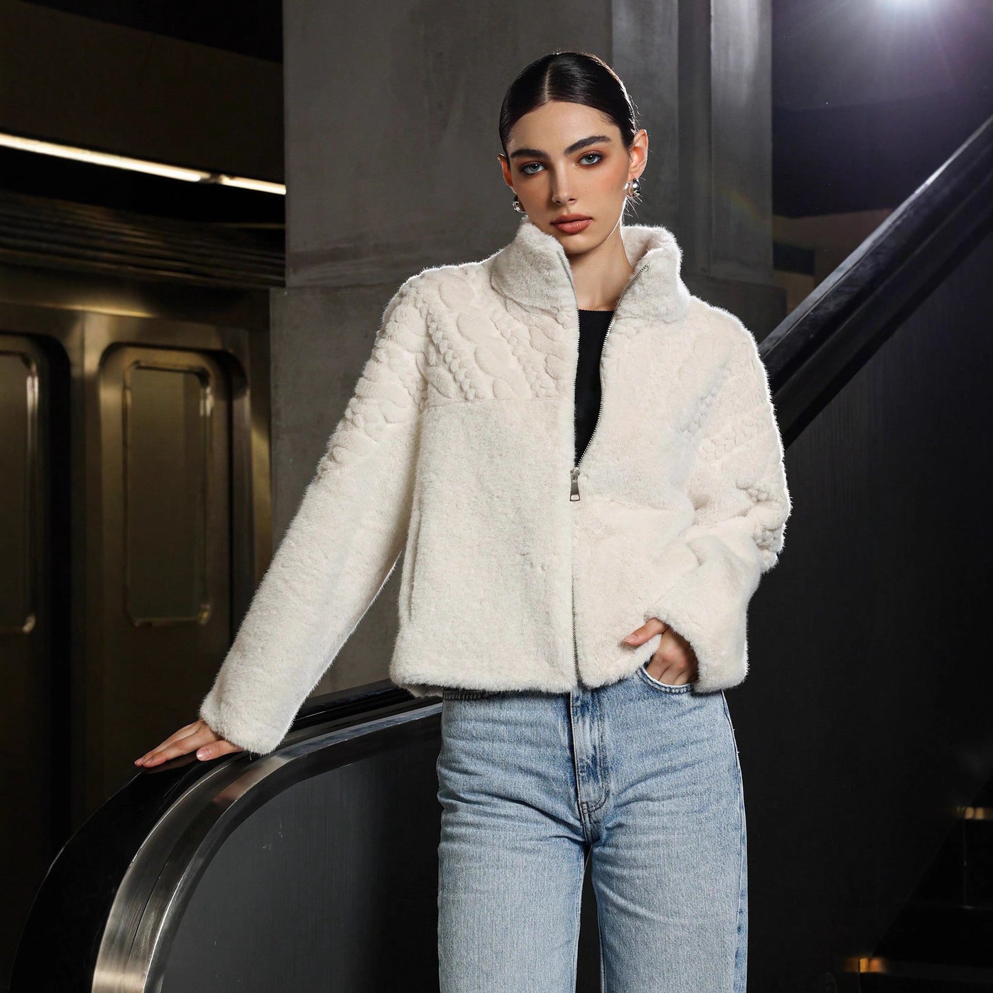 Manteau femme chaud à col montant – Style et confort